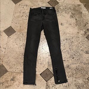 Frame Denim Dark Gray Women's Skinny Jeans